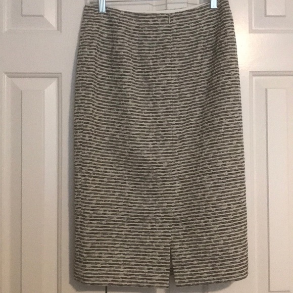 2 Lafayette 148 Pencil skirt - Picture 9 of 10